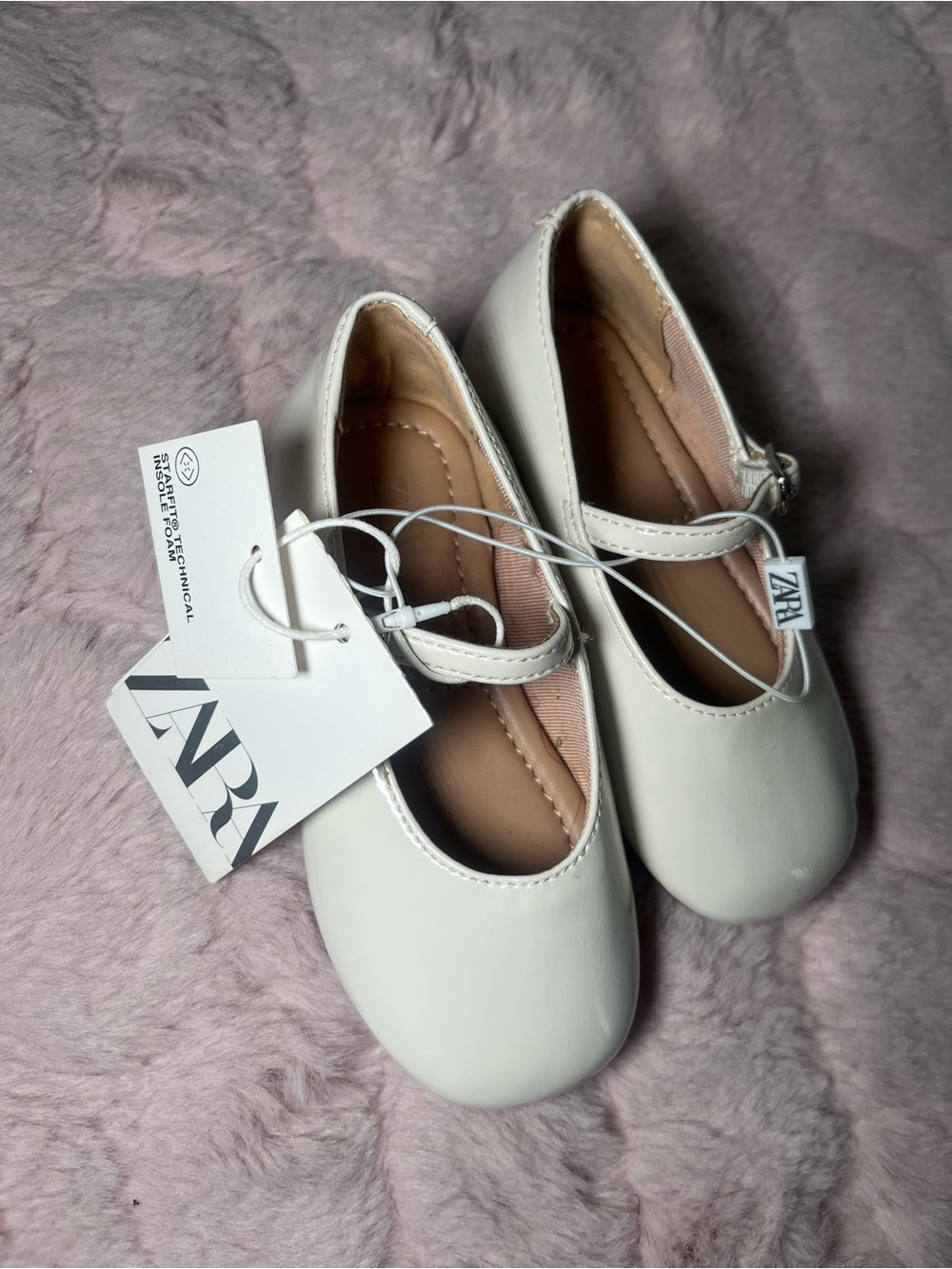 ZARA Girls' Off-White Mary Jane Dress Shoes